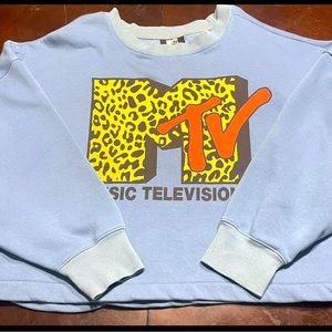 MTV Sweatshirt XL Gray Pullover Cropped Crew Neck MTV Logo in Animal Print